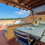 Marineledda La Terrazza Sul Golfo *