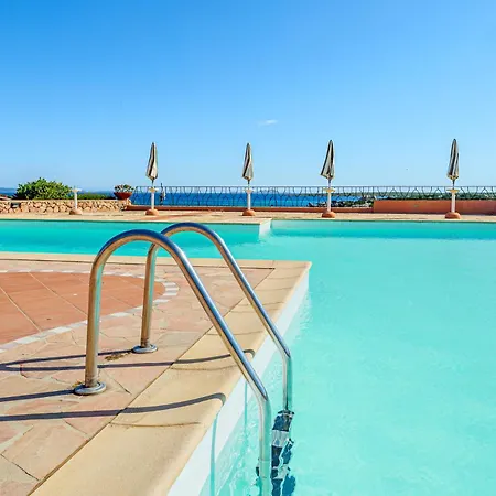 Marineledda La Terrazza Sul Golfo 公寓